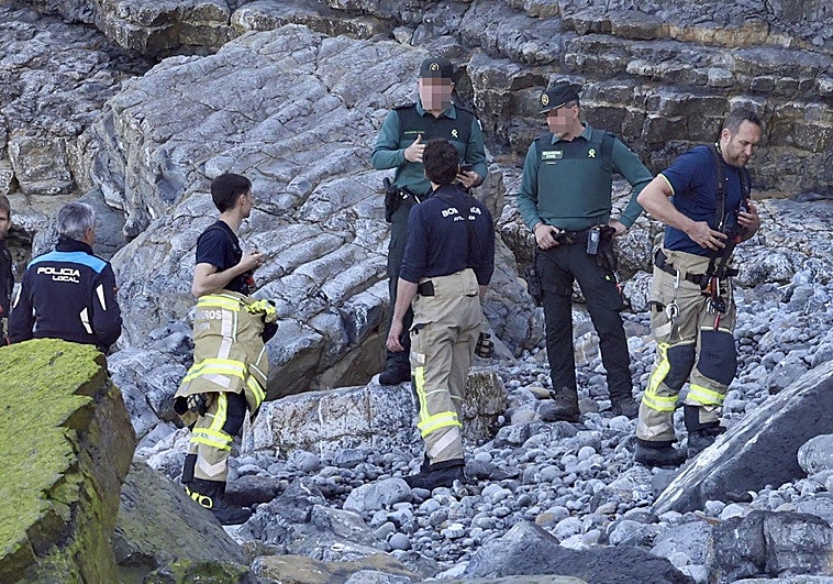 Cinco noticias que no te puedes perder: desde dos impactantes muertes violentas en Villaviciosa y Gijón a la crónica de guerra y el diario del viaje a la Luna