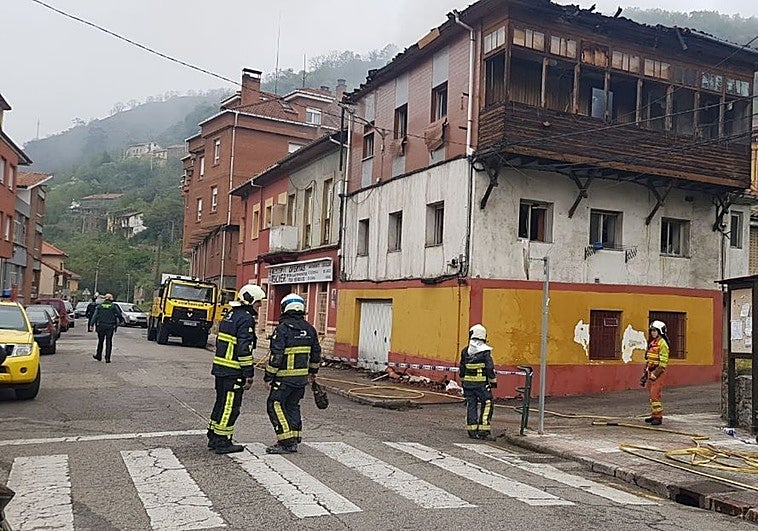 Fallece una mujer en el incendio de una casa que okupaba en Aller