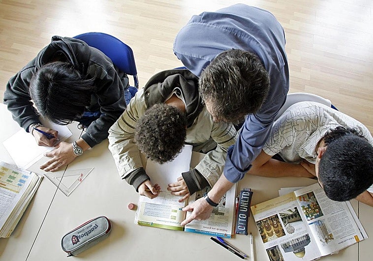 Comienza la aprobación de la nueva Ley de Infancia de Asturias: «No es creíble si no se acompaña de recursos y presupuesto»