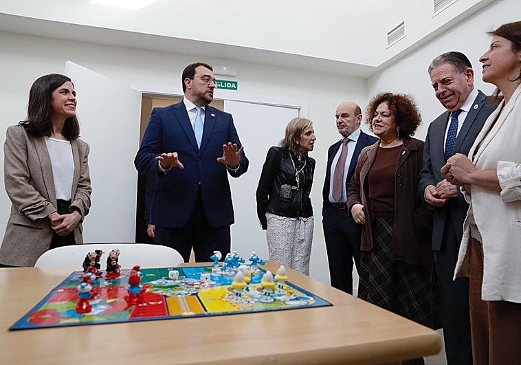 Asturias eleva a 80 la cifra de menores extranjeros a los que protege tras acoger a 54 en un año