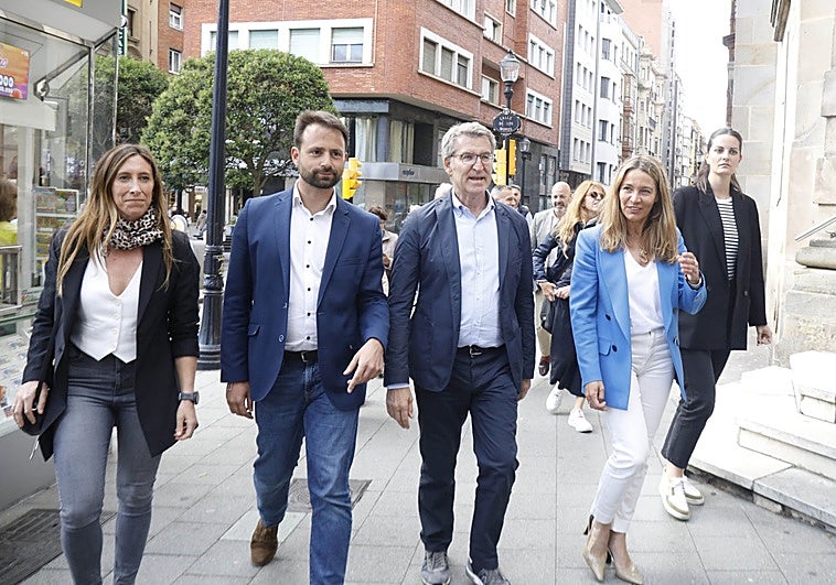PP y PSOE activan sus 'castings' en Asturias ante el ciclo electoral