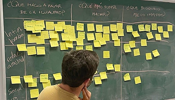 Hombres asturianos que buscan deconstruirse: «Hay una parte de la masculinidad que tenemos que abolir»