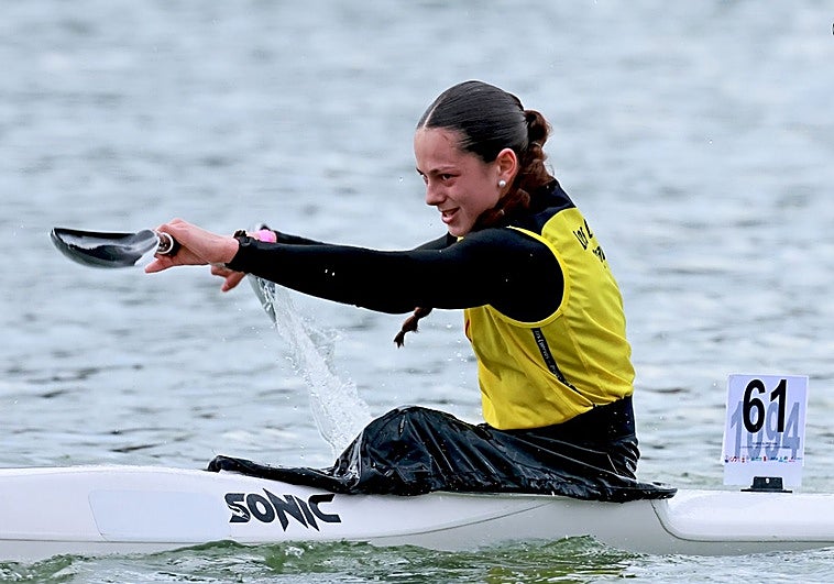 La cadete Irene Suárez, de Los Cuervos de Pravia, oro en la Copa de España de pista olímpica