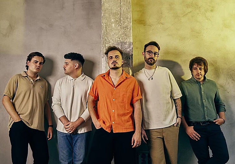 Antonio Gómez, vocalista de Melifluo: «Es una continuación de Casasola y Supersubmarina sin más pretensión que la de hacer música y seguir en esto»