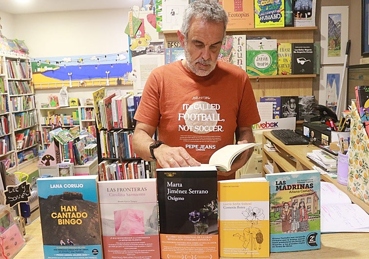 Asturias se prepara para el Día del Libro con «unos índices de lectura muy por encima de la media»