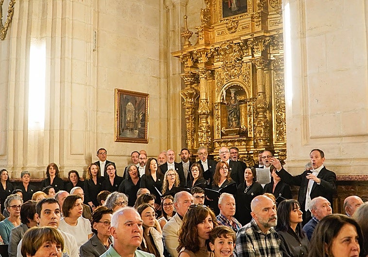 Éxito del Coro de la Fundación Princesa de Asturias en Burgos
