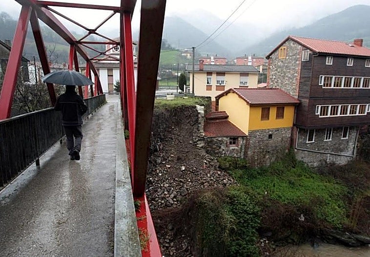 Hallan dos personas muertas en su casa en Lena