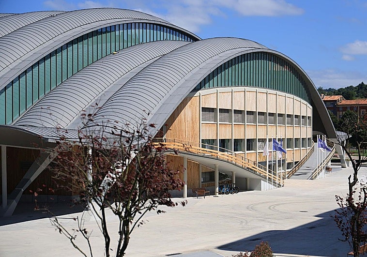 La garantía exigida por el Ayuntamiento de Oviedo para organizar conciertos en el Palacio de los Deportes se reduce un 82% en el nuevo contrato