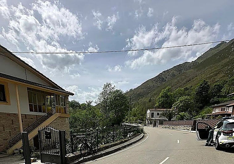 IU de Sobrescobio reclama la circunvalación de Villamorey tras el atropello de una vecina