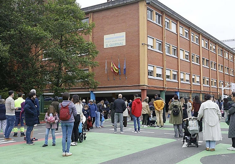 La solicitud de plaza en Avilés en primeria se mantiene y frena la caída de los últimos años