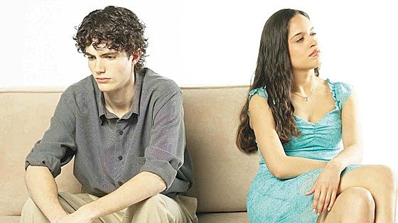 «Adivina qué me pasa»: una dinámica silenciosa que desgasta las relaciones