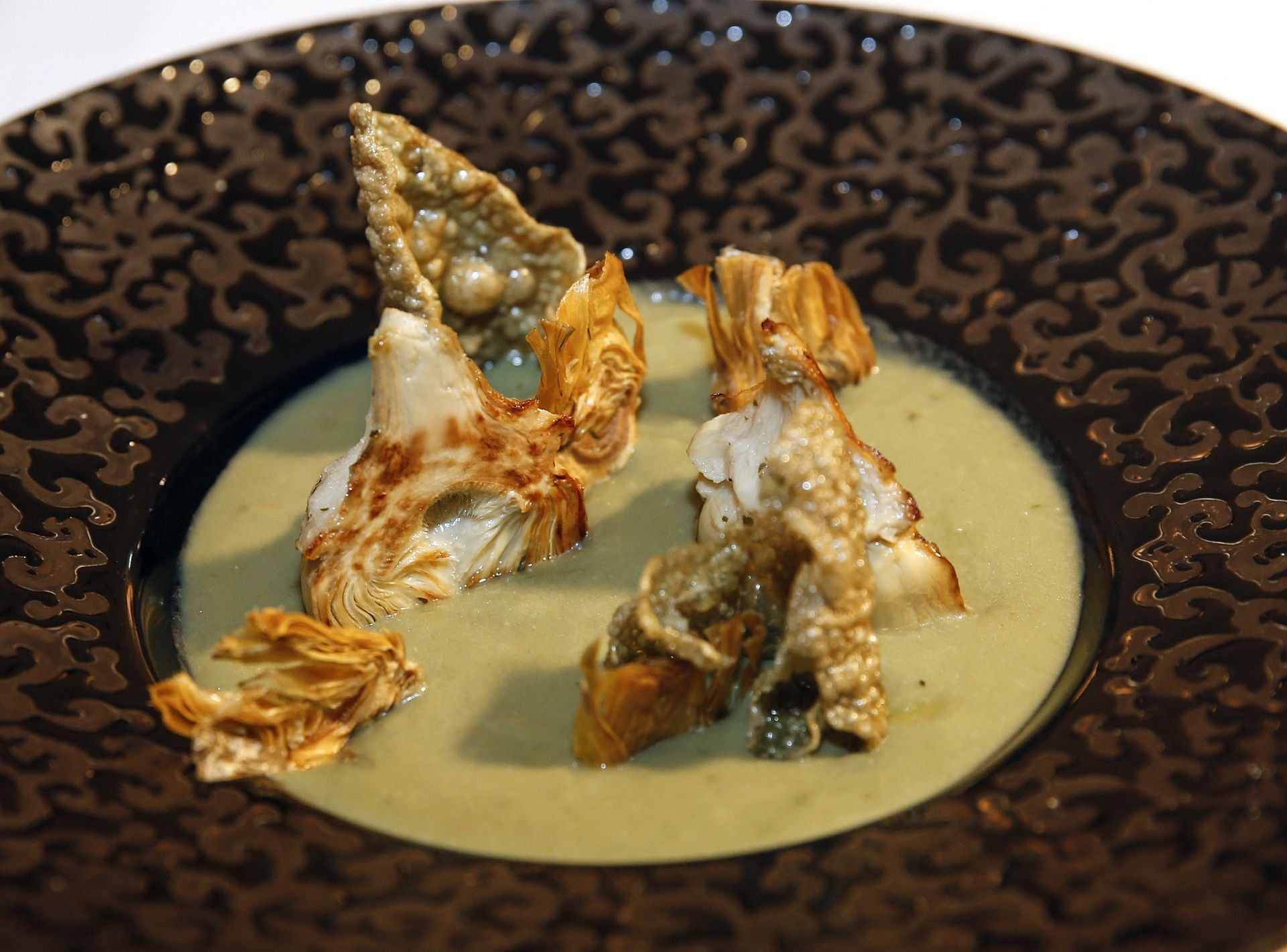 Crema de alcachofas en textura