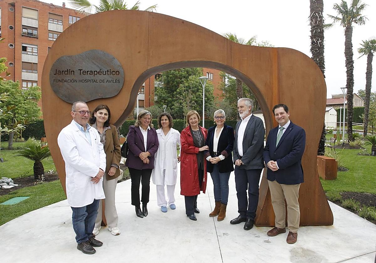 El Hospital Avilés inaugura un jardín ideado «para mejorar el bienestar físico y emocional»