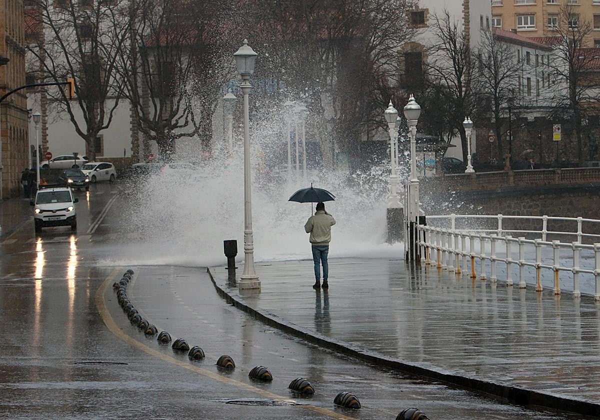 Domingo de inestabilidad en Asturias: chubascos tormentosos con aviso amarillo