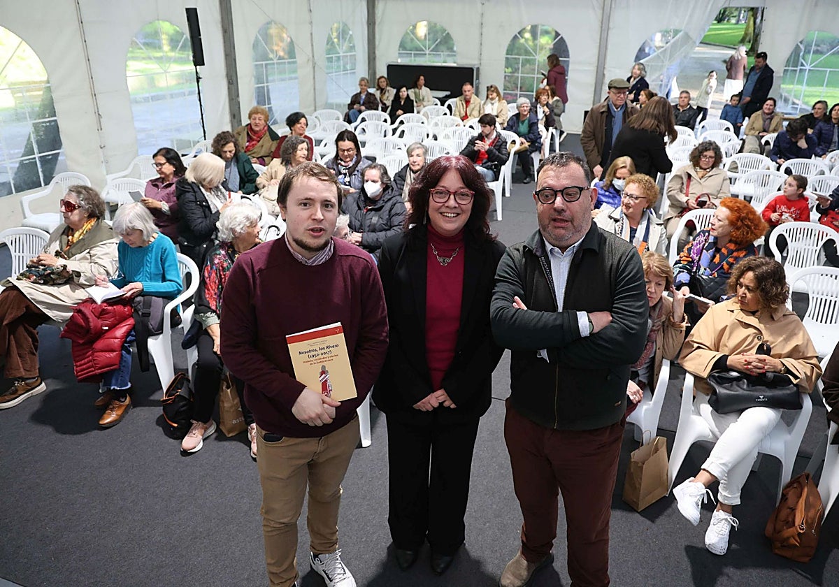 Ofelia, la Feria del Libro de Oviedo, se despide con un gran homenaje a Dolores Medio