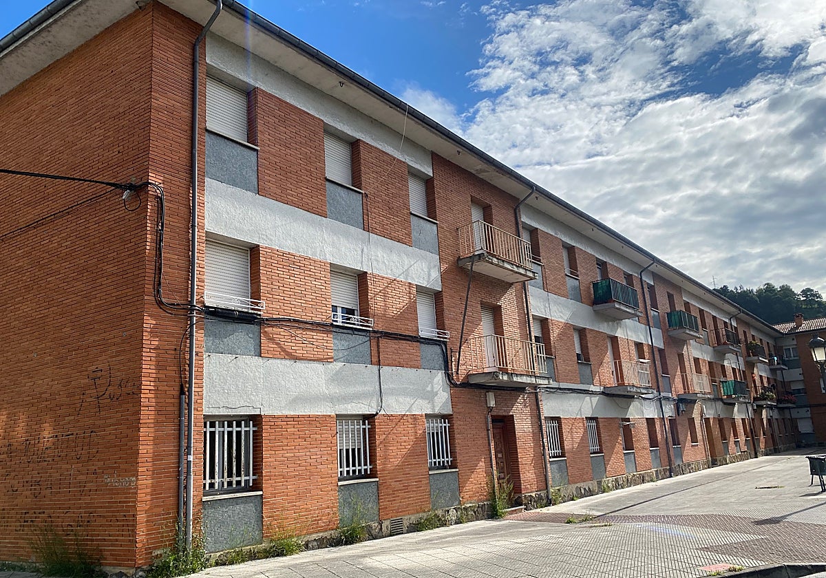 San Martín impulsa la creación de vivienda asequible en el viejo cuartel de la Guardia Civil