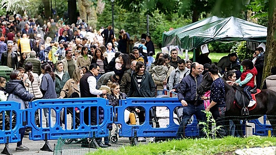 El público en el Campo San Francisco.