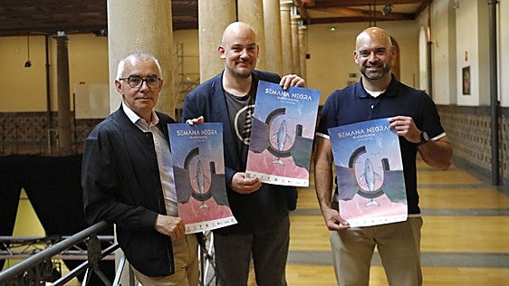 La Semana Negra premia la carrera de Lorenzo Silva y recuerda a Xuan Bello