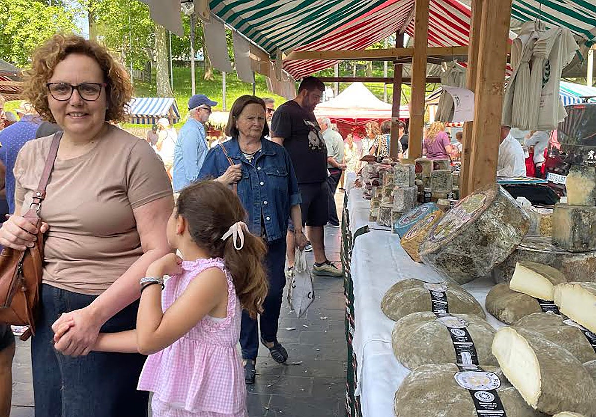 El queso y los dulces, los grandes protagonistas de la Segunda Flor de Grado