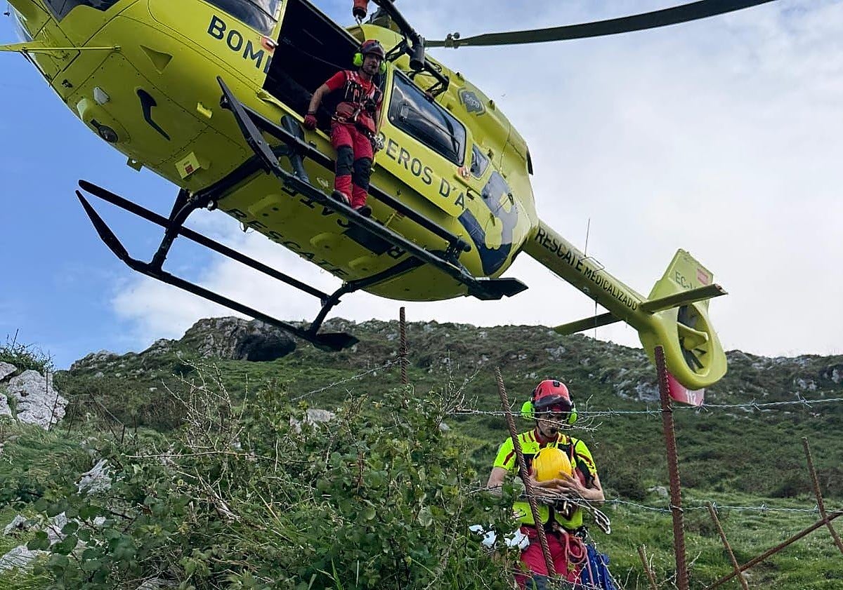 Susto en en Llanes: rescatan a un joven de 19 años tras una aparatosa caída en la Sierra del Cuera