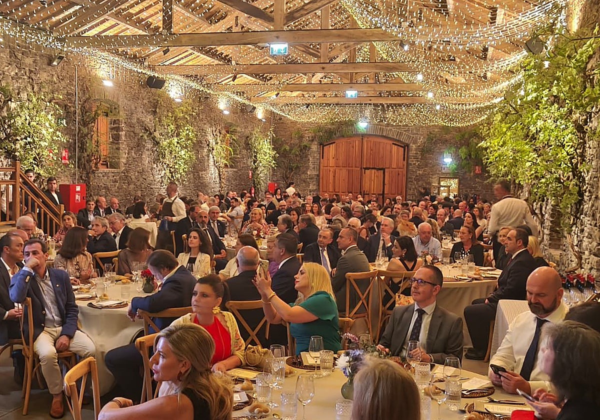 Los Rotarios de Gijón entregan sus premios Paul Harris Fellow en un multitudinario encuentro