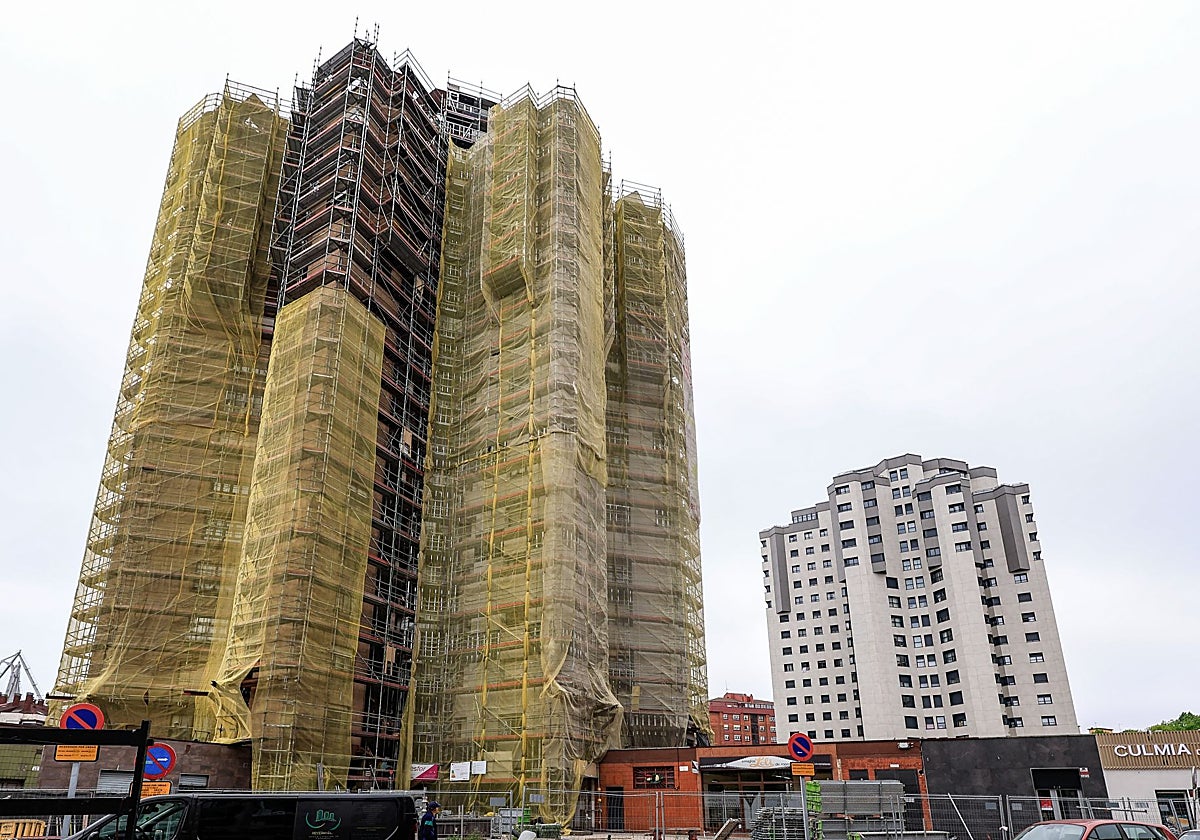 Los vecinos de La Estrella, en Gijón, arreglarán sus patios para poder cobrar otra ayuda concedida de 281.000 euros