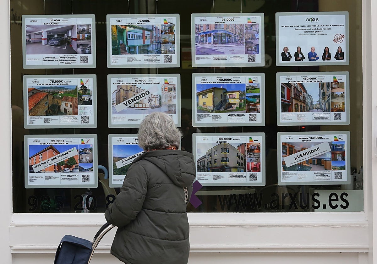 PSOE e IU piden declarar ya en Oviedo zonas tensionadas ante la escalada de precios del alquiler