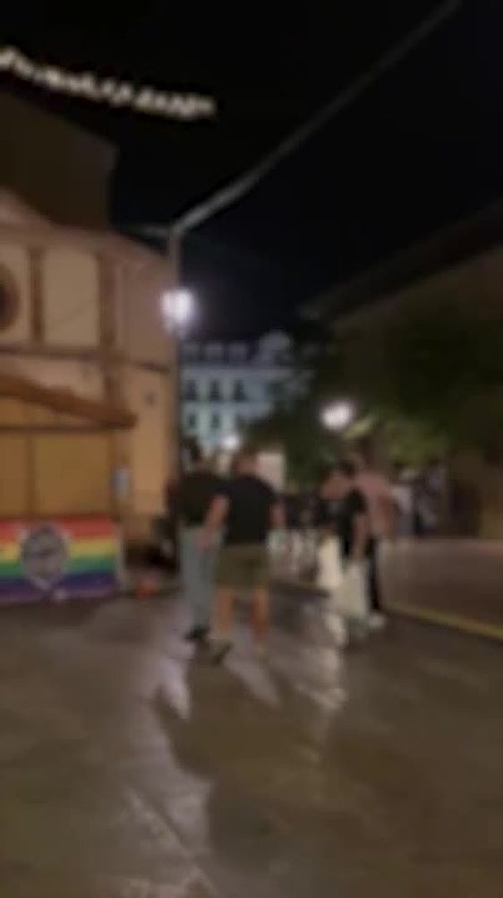 Así fue la agresión en Oviedo a dos miembros del colectivo Ama Asturies