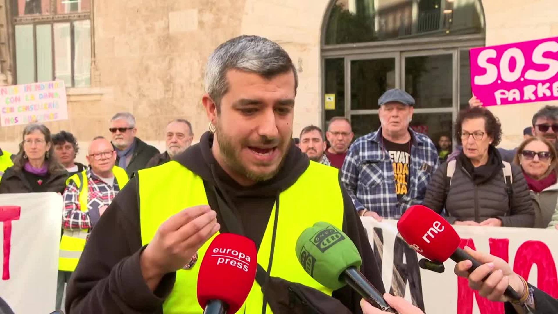 Parke Alkosa acude al Síndic e inician una campaña ante el desmantelamiento de sus proyectos