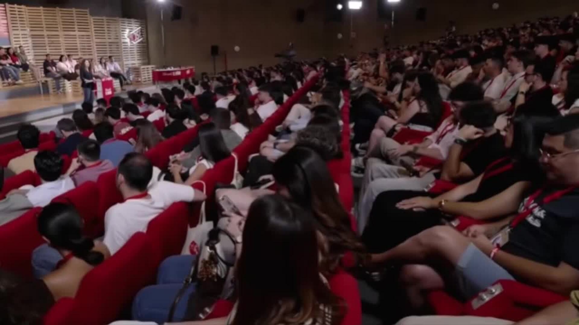 El PSOE denuncia un "trato diferenciado" por tener "ideas distintas"