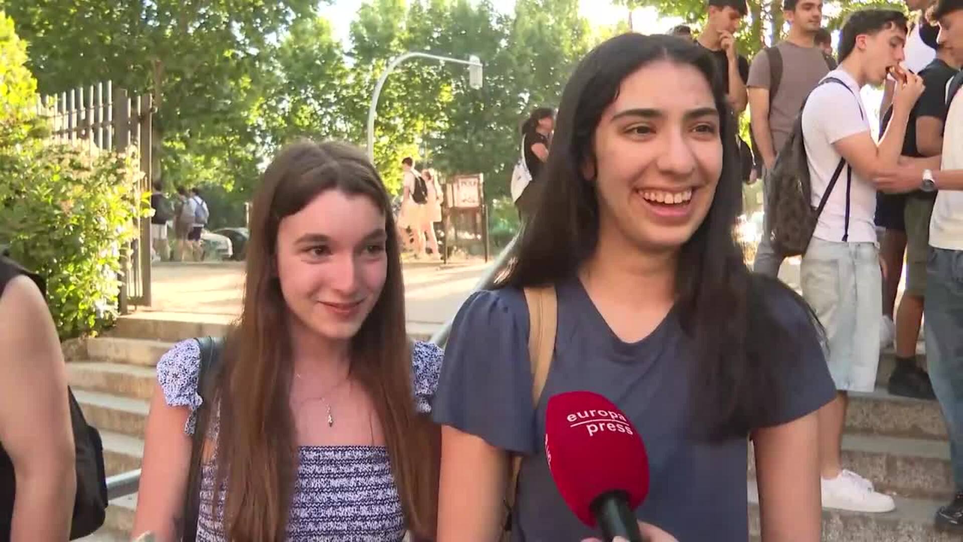 Nervios y últimos repasos marcan el arranque de la PAU en Madrid
