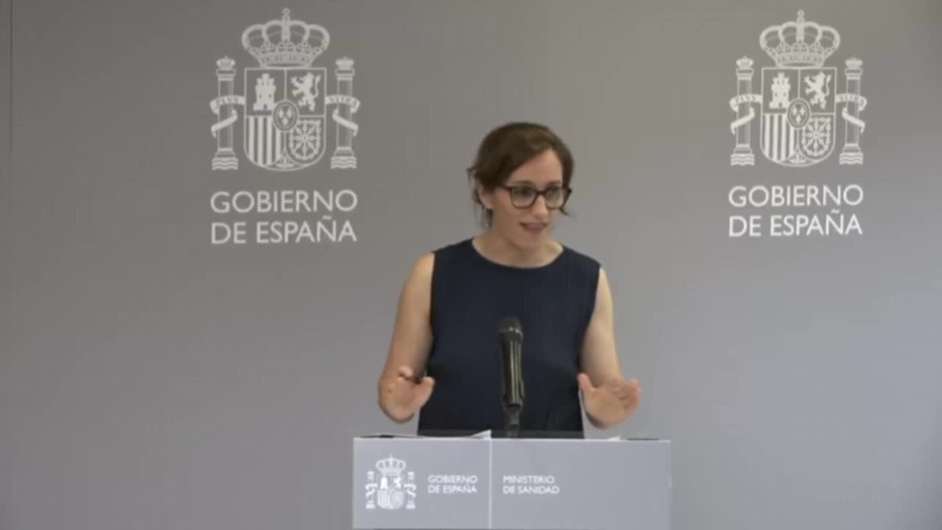 La población migrante utiliza menos el sistema sanitario que la nacida en España