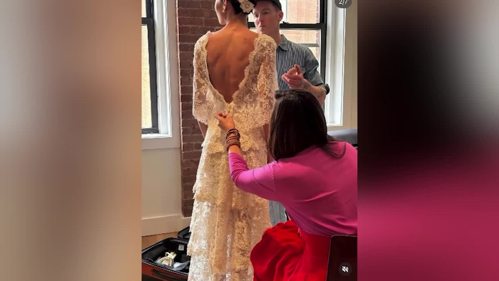 Salen a la luz más detalles de la boda de Rocío Crusset: El look de su madre, Mariló Montero