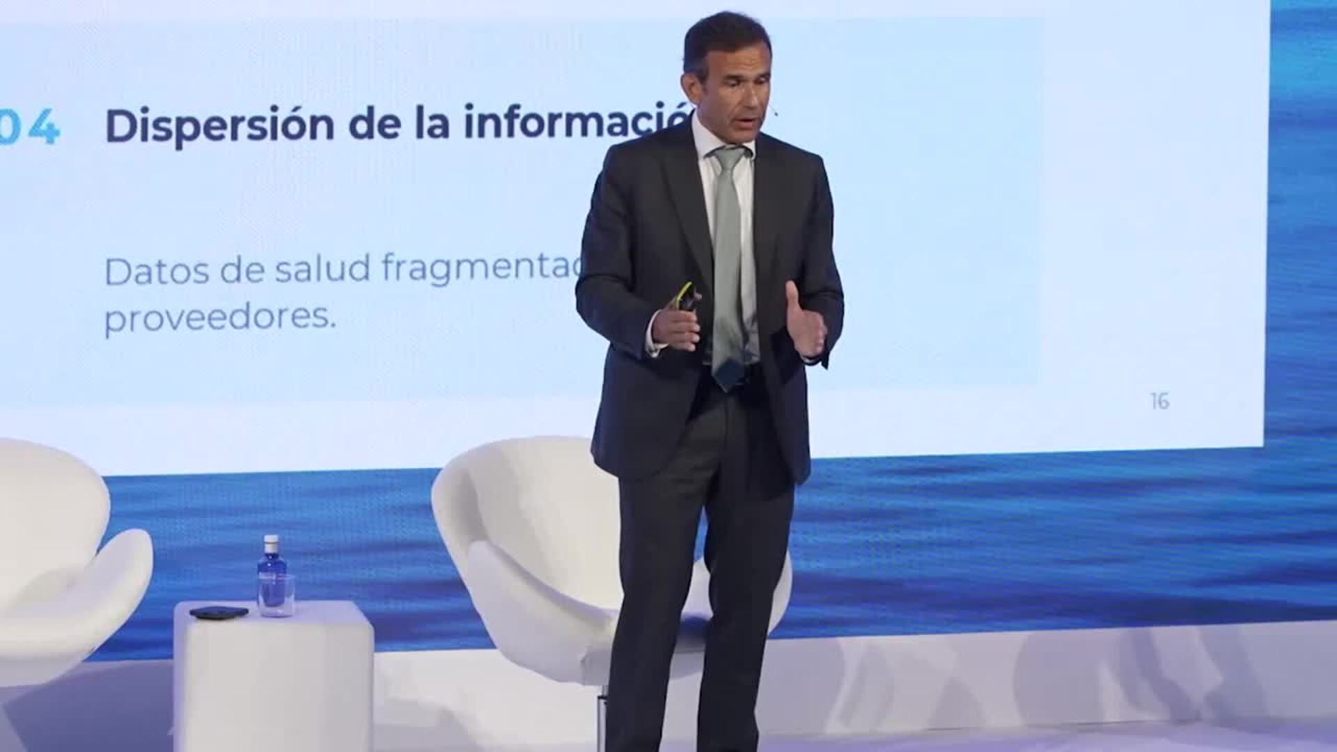 Expertos analizan la longevidad activa y la prevención en el 14 Foro de Salud Adeslas