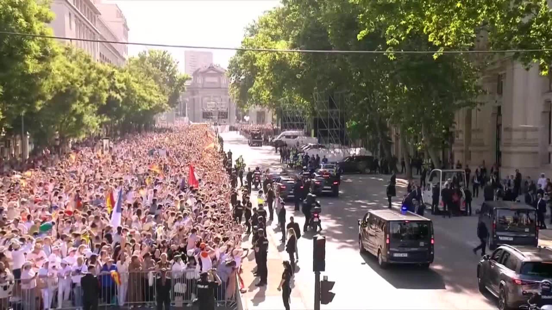 Más de un millón de fieles reciben al Papa León XIV en una histórica jornada en Madrid