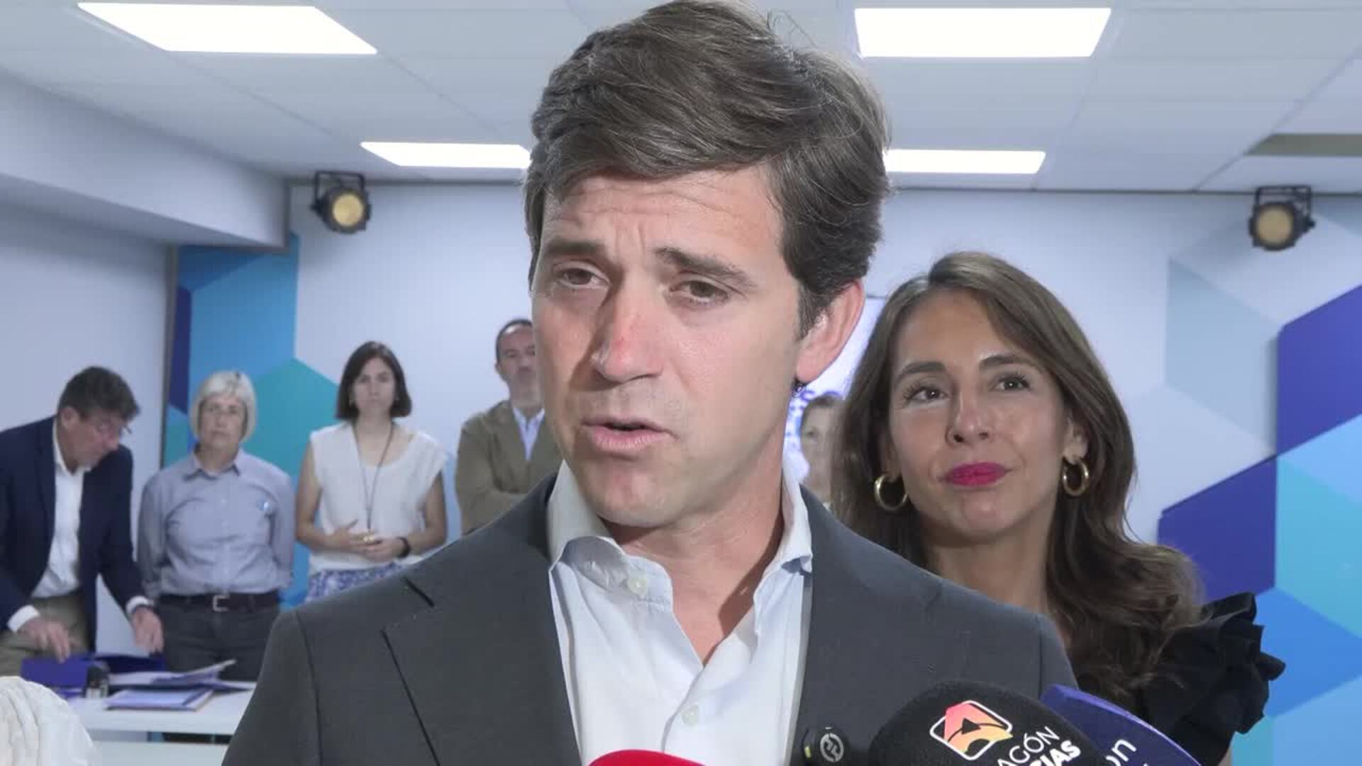 Celma registra 1.470 avales para su reelección al frente del PP Zaragoza
