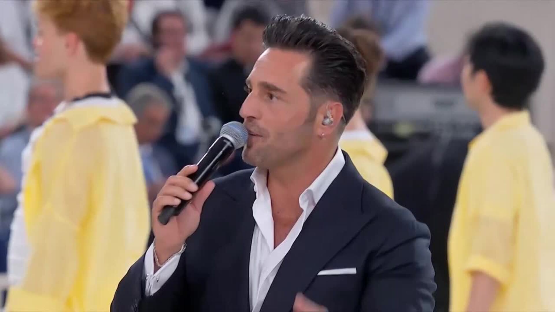 David Bustamante, impactado por su actuación frente al Papa: "Me lo llevo para siempre"