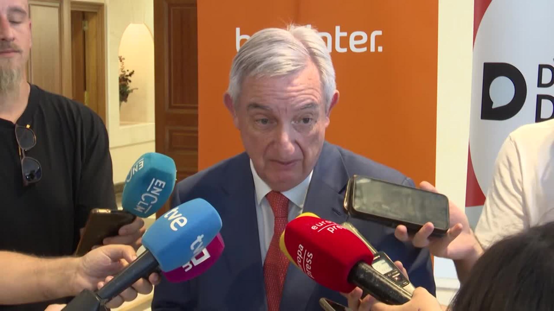 Dezcallar defiende que Europa "actúe unida" ante desafíos internacionales