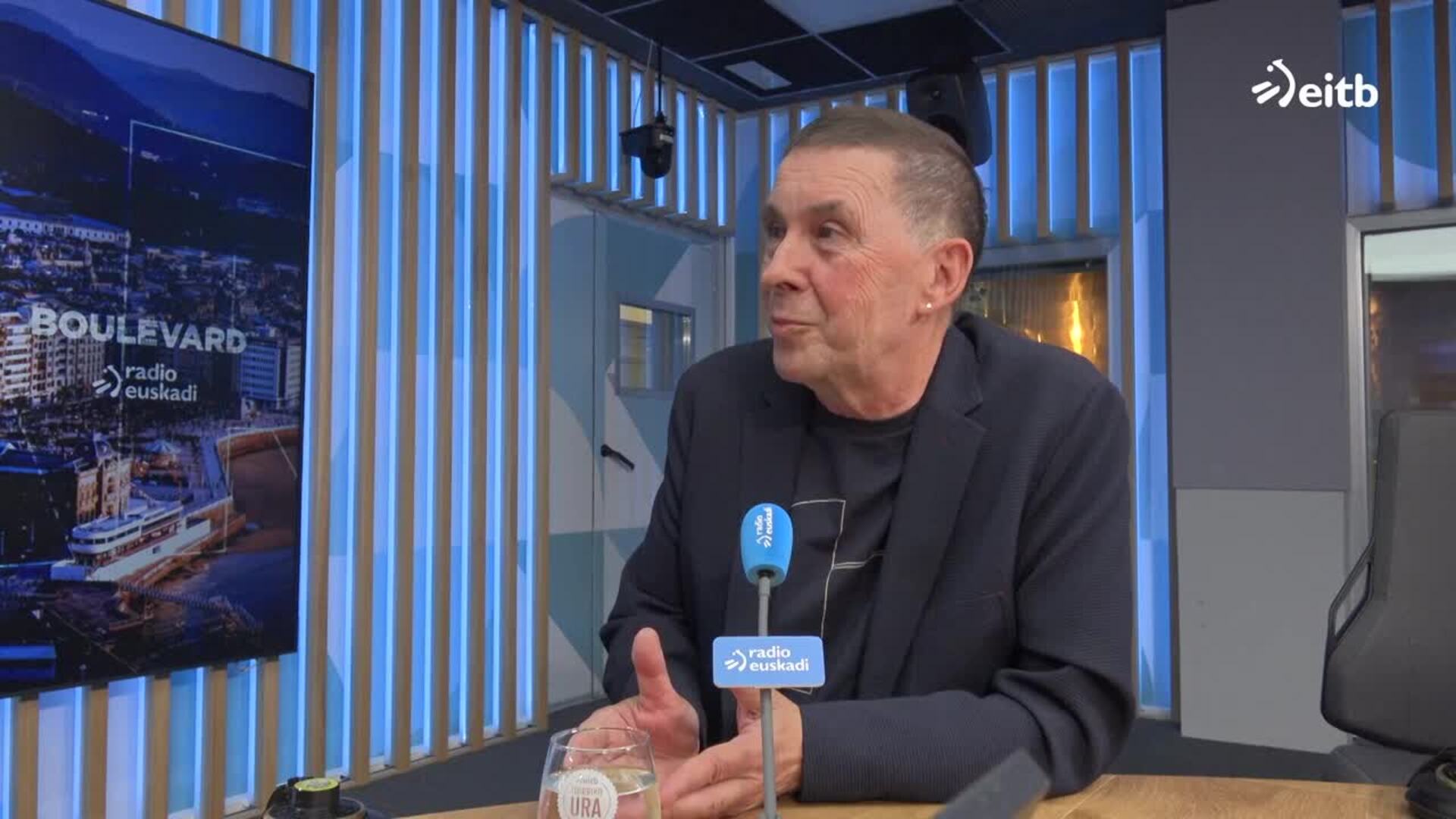 Otegi cree que hay una operación política para destruir al PSOE de Sánchez