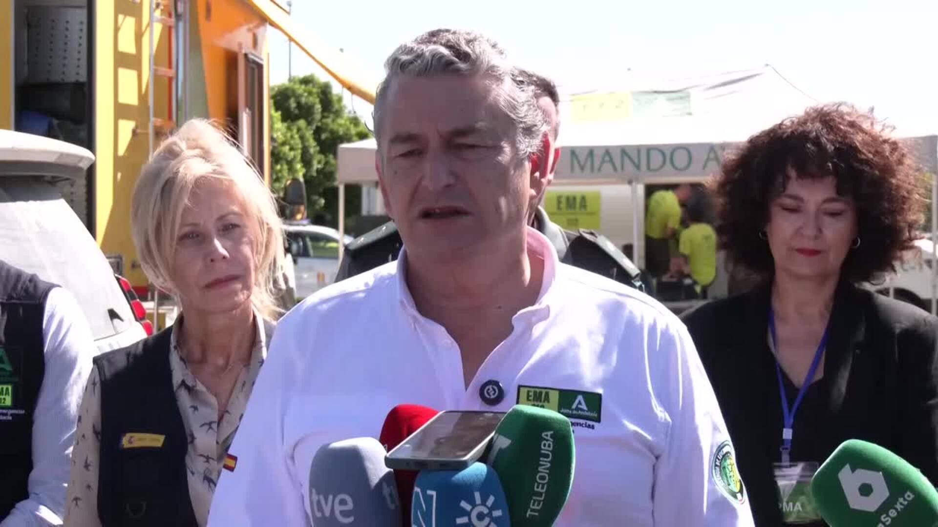 Sanz resalta la "complejidad" del incendio en Castillejos que ya arrasa 3.600 hectáreas