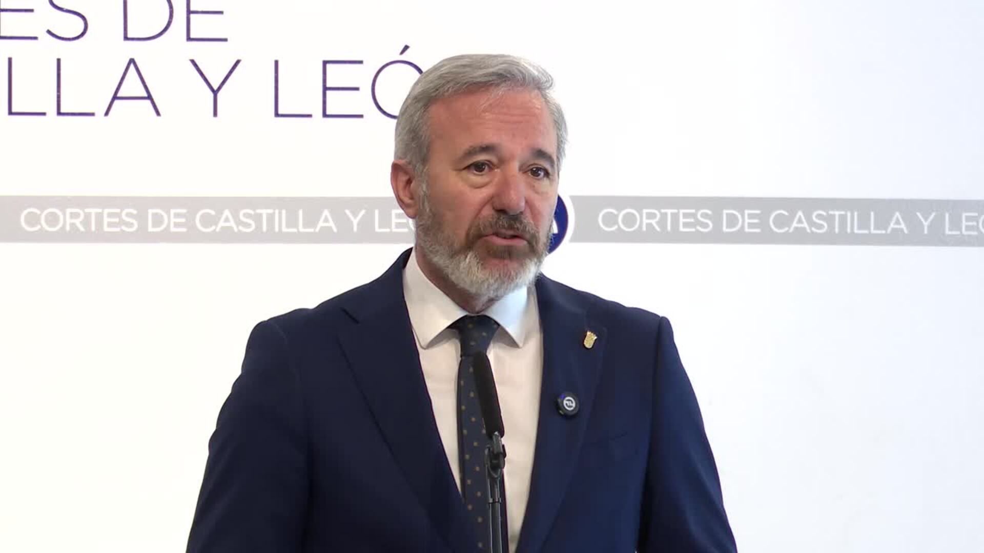 Azcón cree que cada CCAA tiene sus resultados y "voz propia" y pide respeto a los pactos que pu