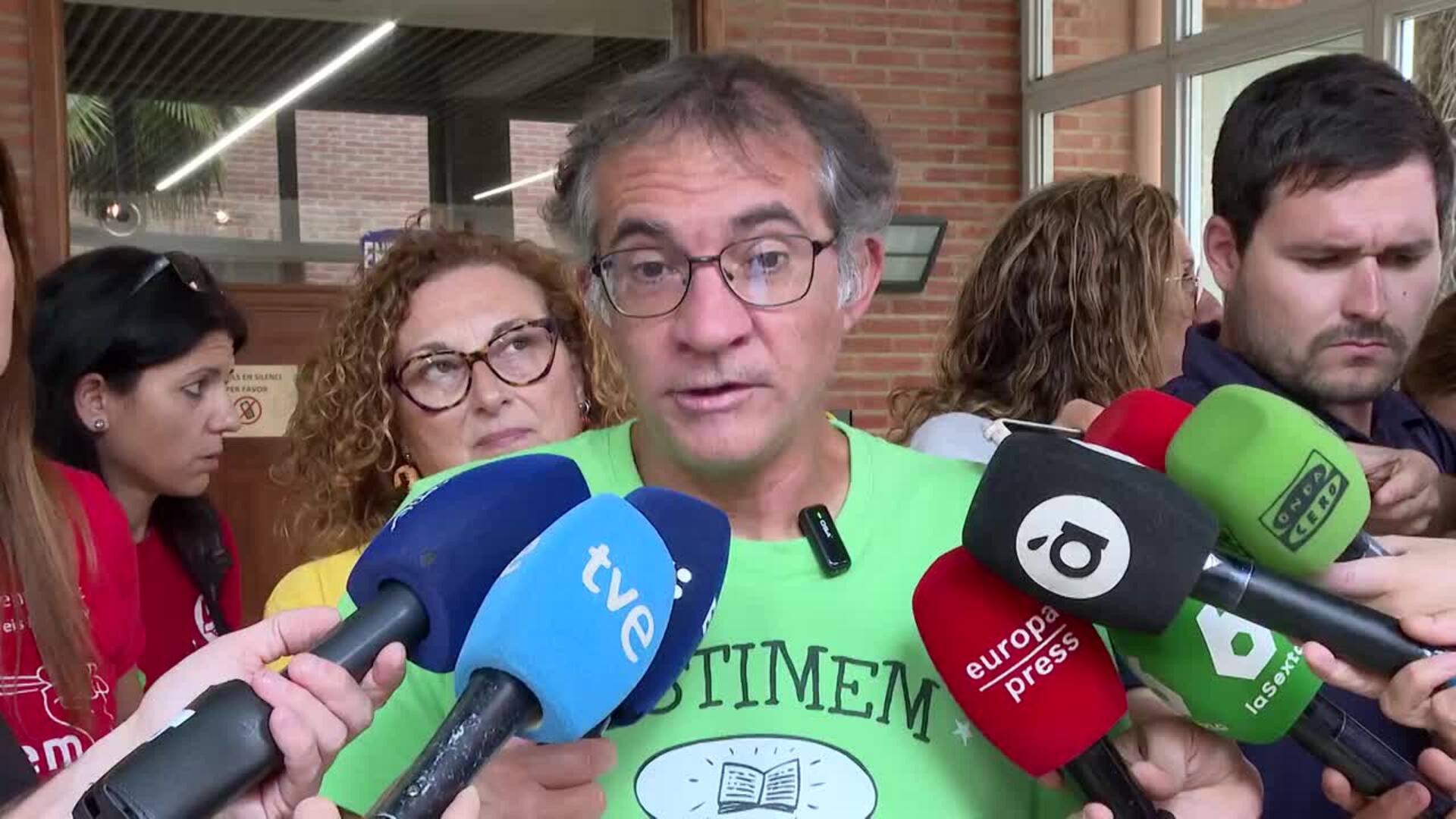 Sindicatos inciden en que la huelga “no está desconvocada, está en interrupción”