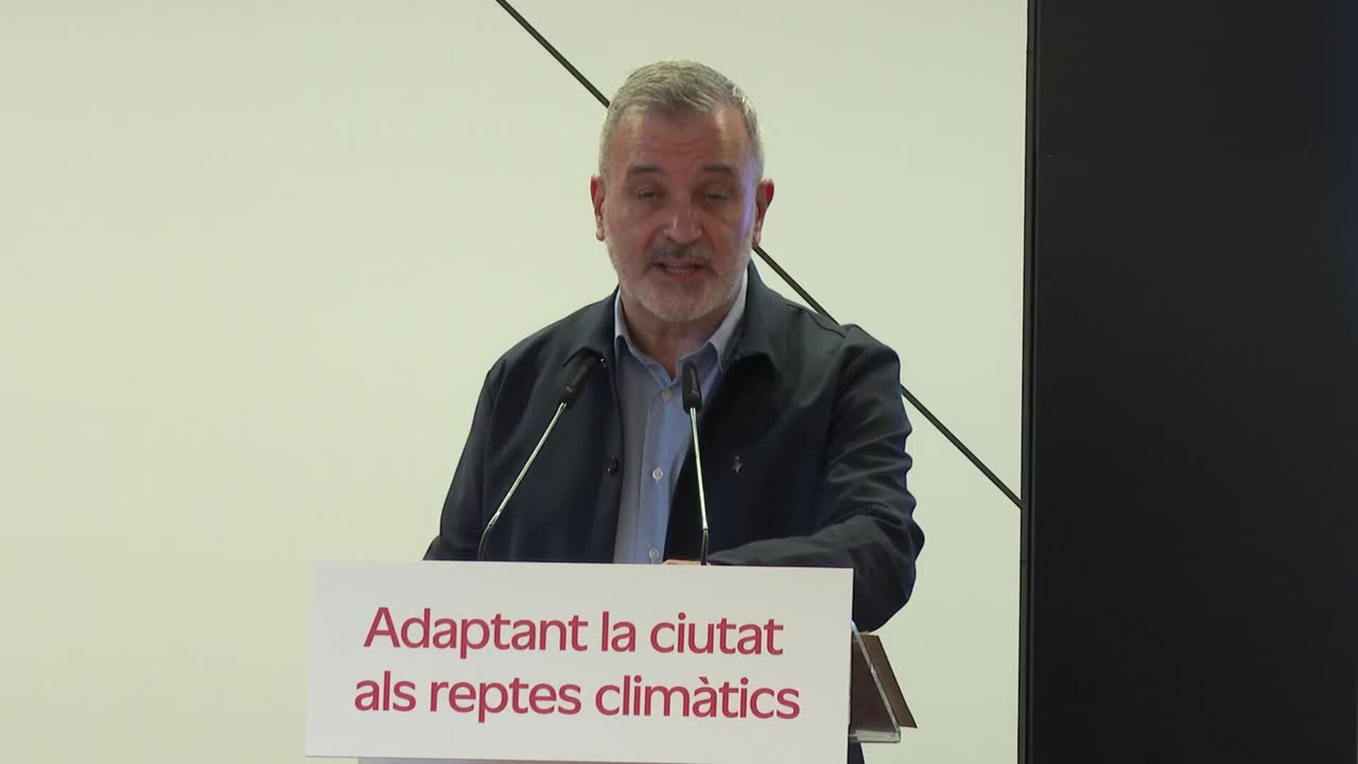 Collboni reivindica el "acento social" presente en el modelo de transición energética