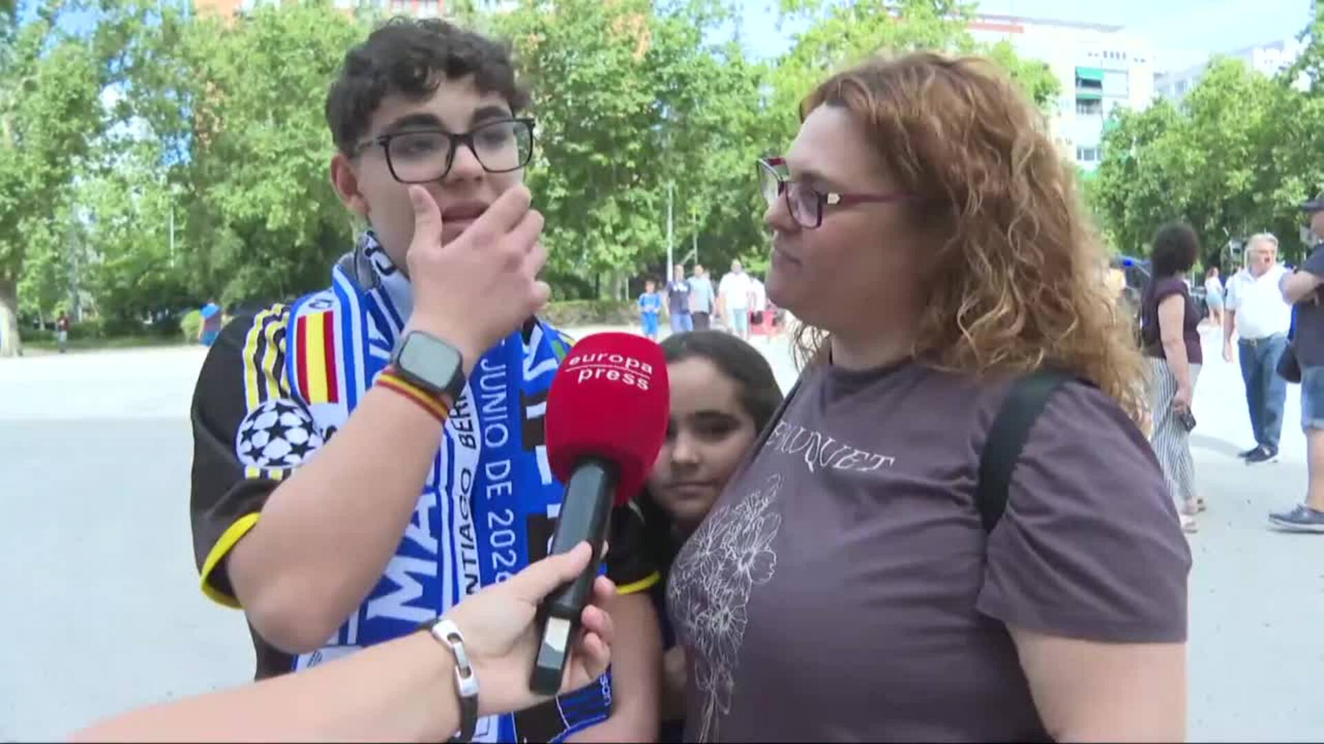 Madridistas esperan que Mourinho "ejerza de líder" y haya un "gran cambio" en el equipo