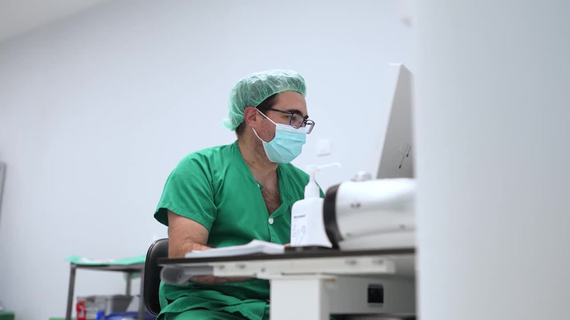 El 12 de Octubre realiza el primer trasplante simultáneo y en bloque de intestino y páncreas