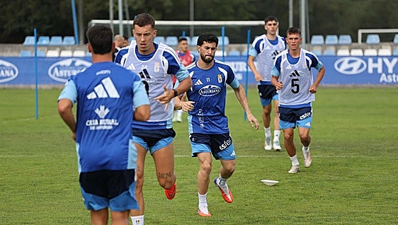 El gol sigue esquivando al Real Oviedo