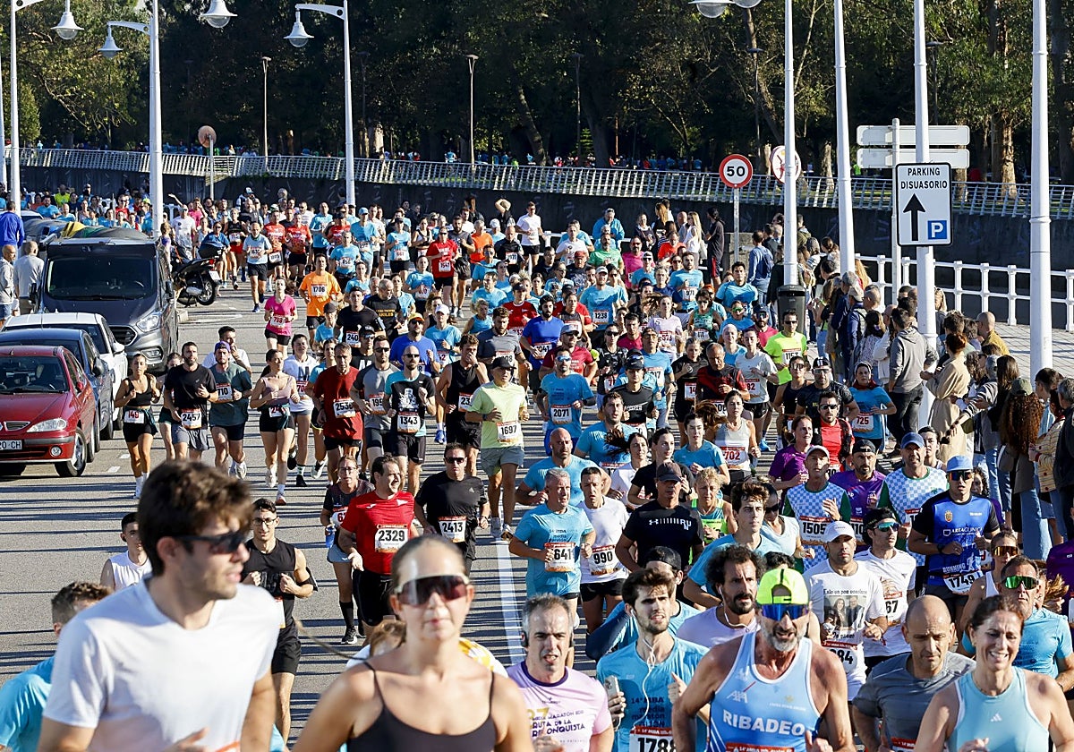 Photo: elcomercio.es Gijón Half Marathon sets participation record with 3,000 runners