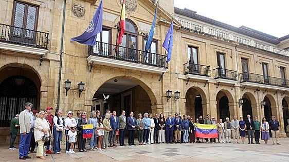 Asturias guarda un minuto de silencio por Venezuela