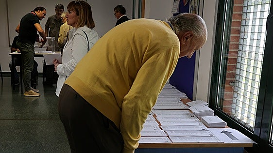 Polémica en torno a la 'ley de nietos': el voto de la migración asturiana se inclina a la derecha