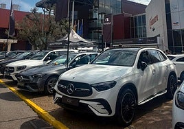 El espacio de Adarsa en la FIDMA reúne algunas de las novedades más destacadas de Mercedes-Benz, junto a las propuestas de smart, Mitsubishi y FOTON